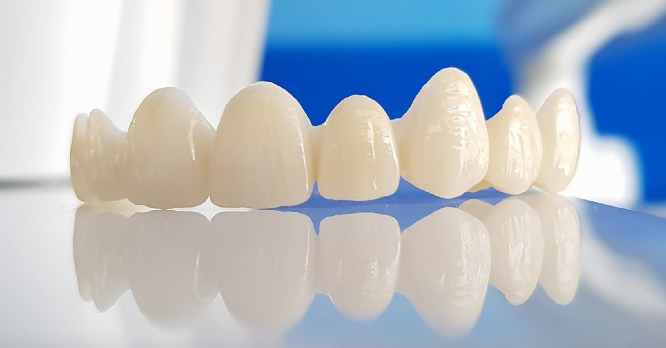Artificial Front teeth
